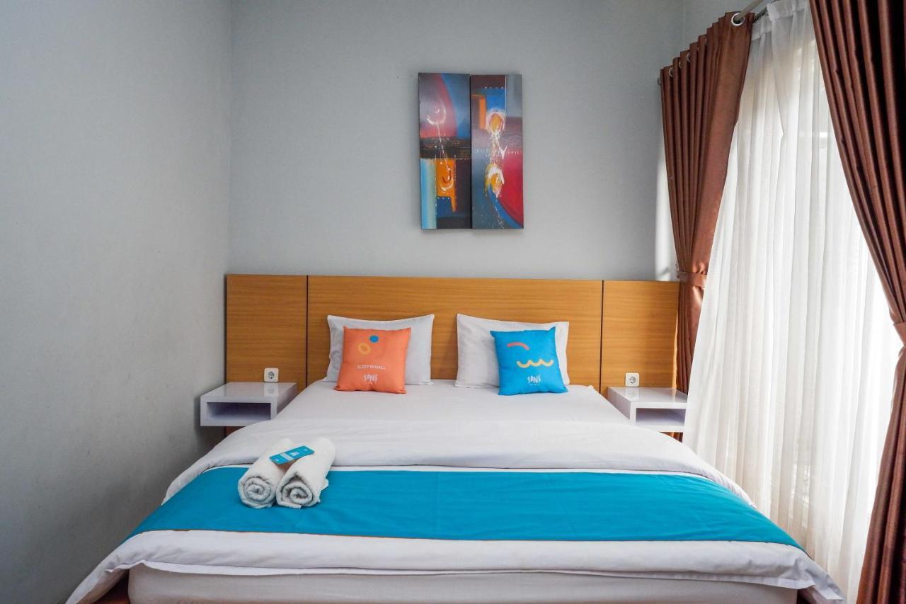 Sans Hotel Absari Yogyakarta Jarakan ภายนอก รูปภาพ