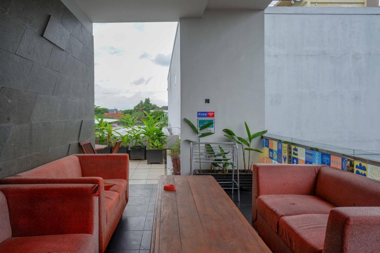 Sans Hotel Absari Yogyakarta Jarakan ภายนอก รูปภาพ