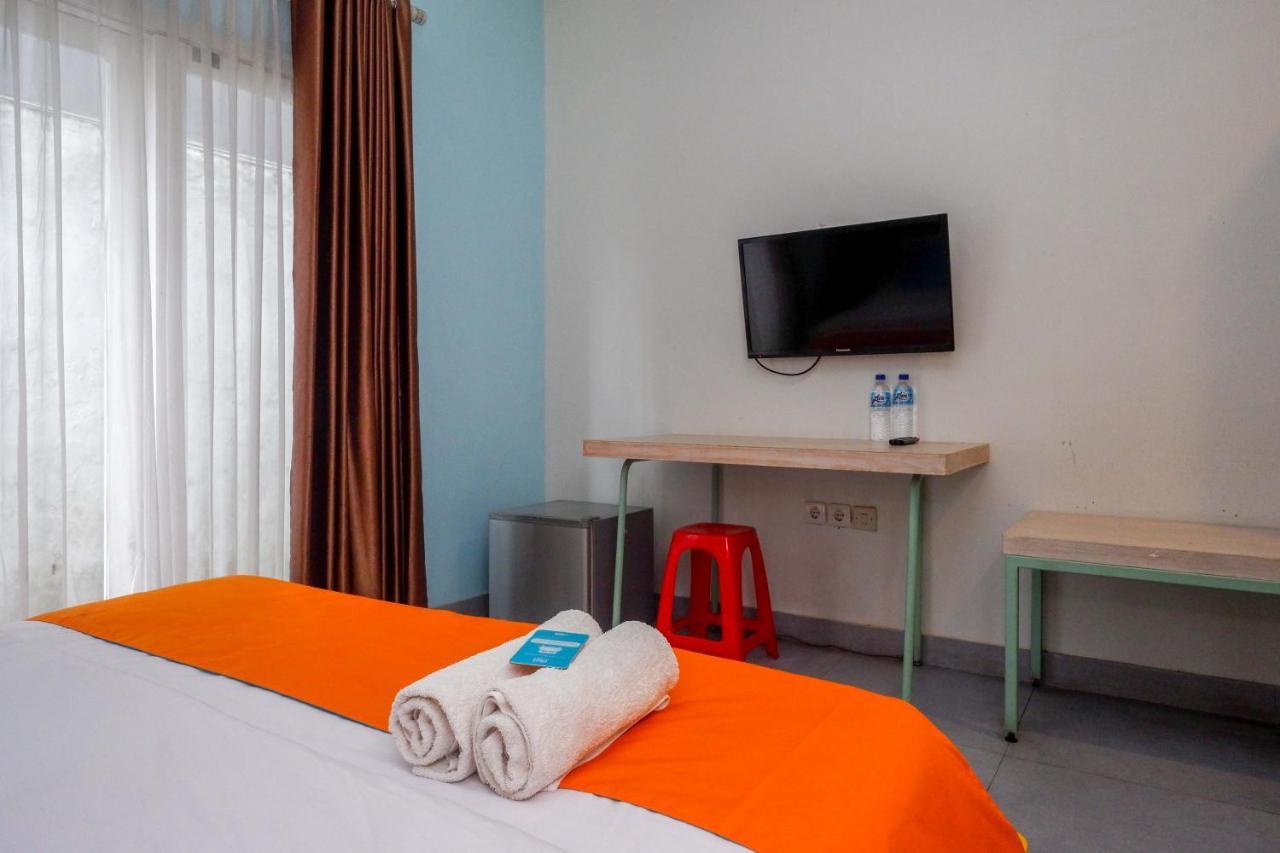 Sans Hotel Absari Yogyakarta Jarakan ภายนอก รูปภาพ